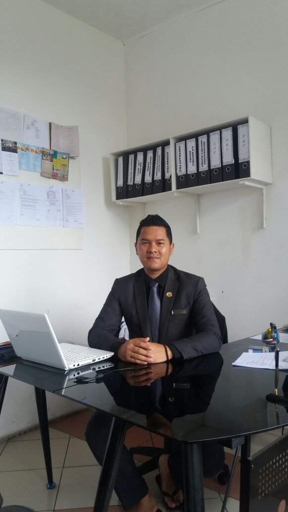 Asep Hamdani - Excecutive Assistant Manager GH Universal Hotel