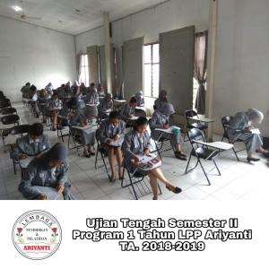 Ujian Semester
